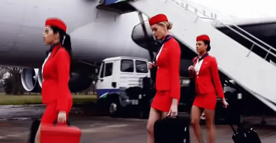 《法国空姐2018》电影全集在线观看-机舱是封闭的但故事很精彩-720P高清中字资源-免费获取法版满天星完整版