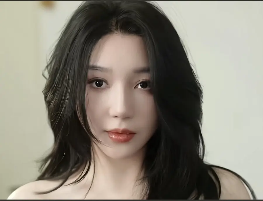 《三人行》HD高清在线观看 - eily教母三部曲无删减资源 - 三人行短剧全集无广告播放
