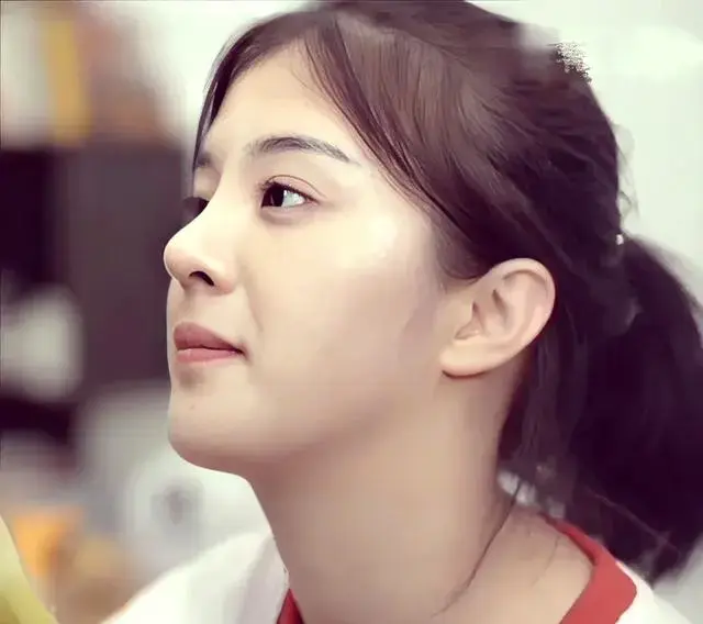《兄妹蕉谈》全集高清无删减版免费在线观看-林予曦校园生活成长记-兄妹蕉谈4K超清修复完整版极速下载